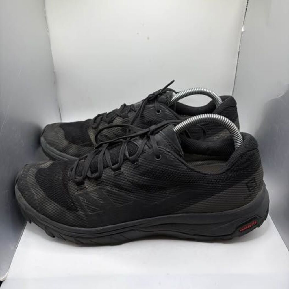 Men’s Salomon Outline GTX Hiking Shoes Size 9.5